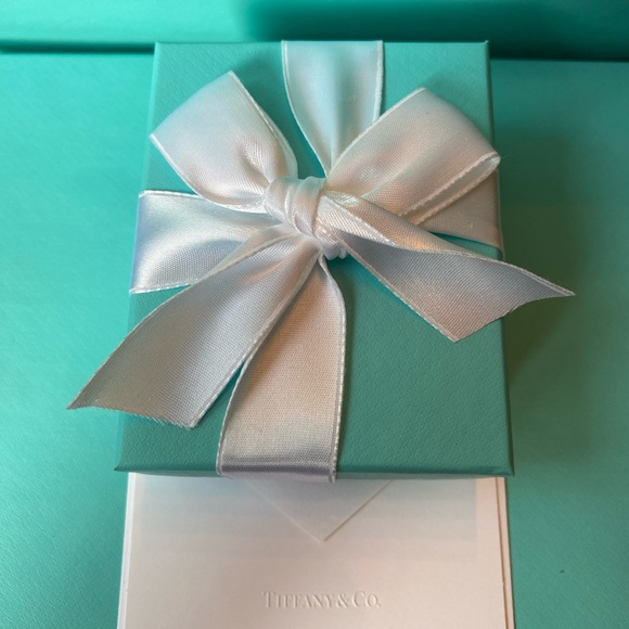 Tiffany & Co. Brand New, Authentic blue splash heart charm “Return to Tiffany”. - Picture 6 of 7